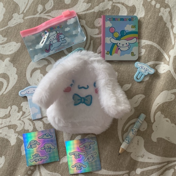 Sanrio Cinnamarol Real Littles Mini Backpack - Picture 2 of 2